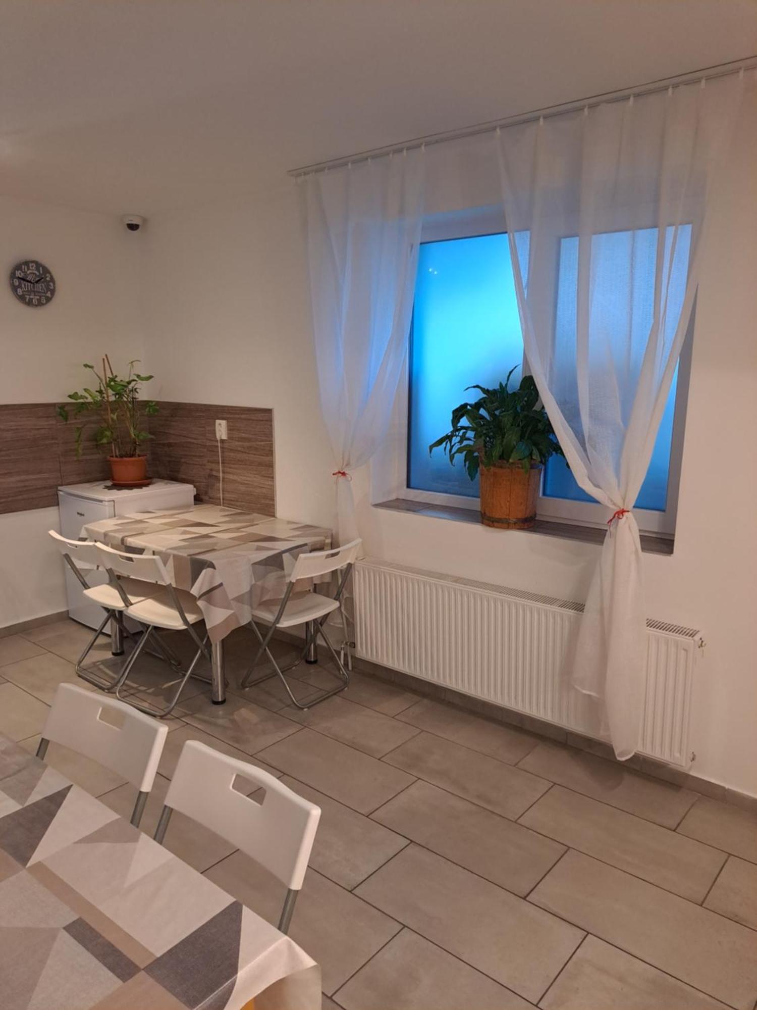 Apartmany Amalia Piest'any Eksteriør billede